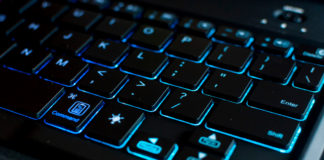 Recensione Inateck Custodia tastiera Stellarie per iPad 9.7″, la tastiera per iPad Gamer