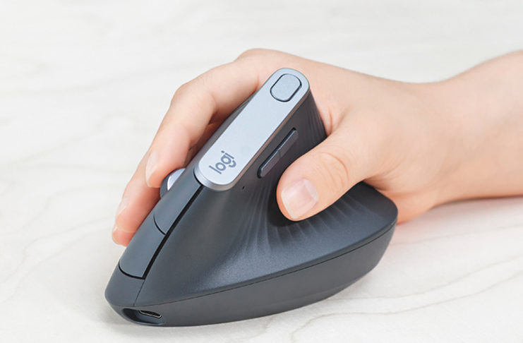 Recensione Logitech MX Vertical, il mouse salutare a cinque stelle