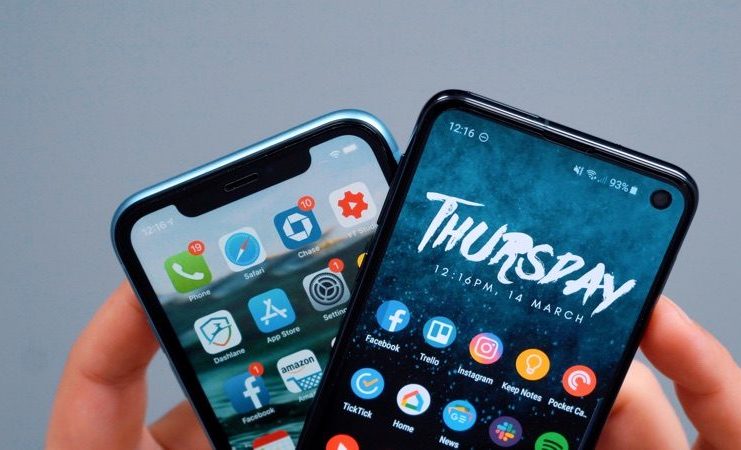 Galaxy S10e contro iPhone XR, quale il migliore?