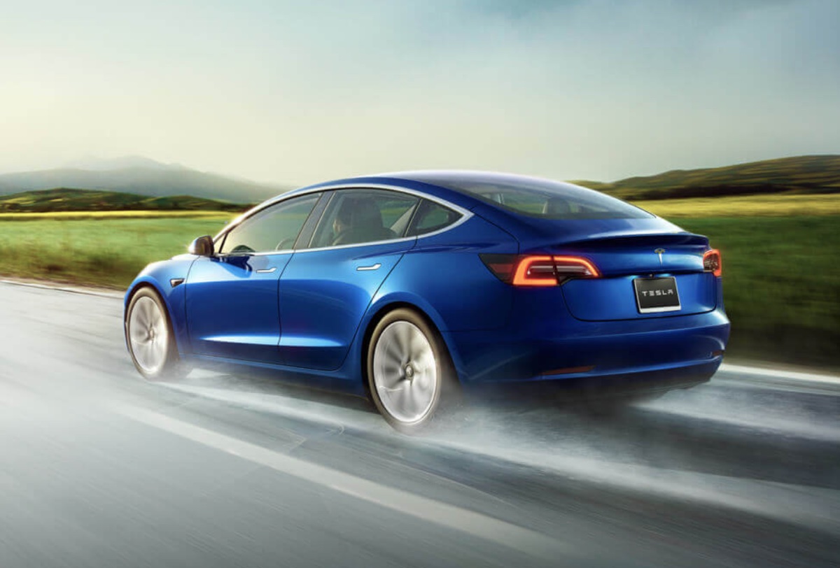 Tesla Model 3 ed Ecobonus, l’abbinata è perfetta con il nuovo modello economico