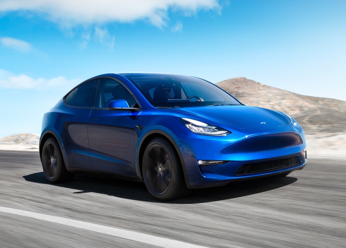 Tesla Model Y, il SUV crossover che può salvare o distruggere Tesla