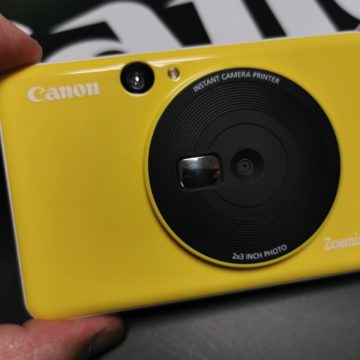 Le nuove instant camera di Canon Zoemini S e C aggiungono colore e versatilità anche per i selfie