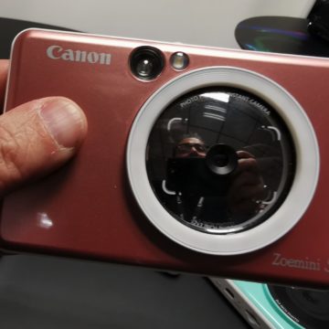 Le nuove instant camera di Canon Zoemini S e C aggiungono colore e versatilità anche per i selfie