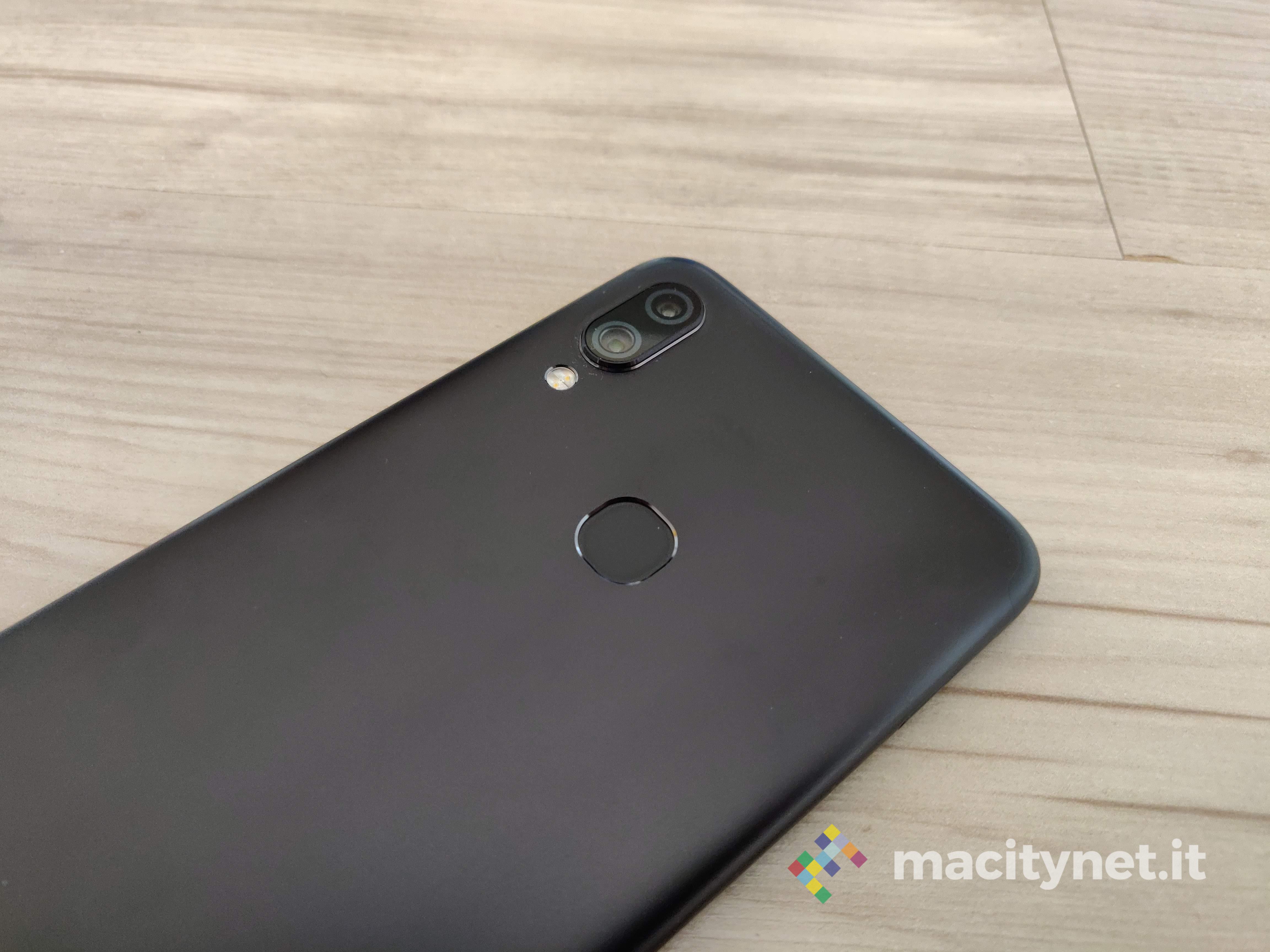 Recensione Lenovo S5 Pro, 6GB di RAM e quattro fotocamere ad un prezzo shock