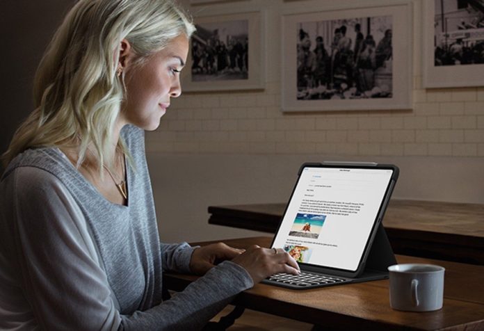 Logitech Slim Folio Pro è la cover con tastiera retro illuminata per iPad Pro 2018