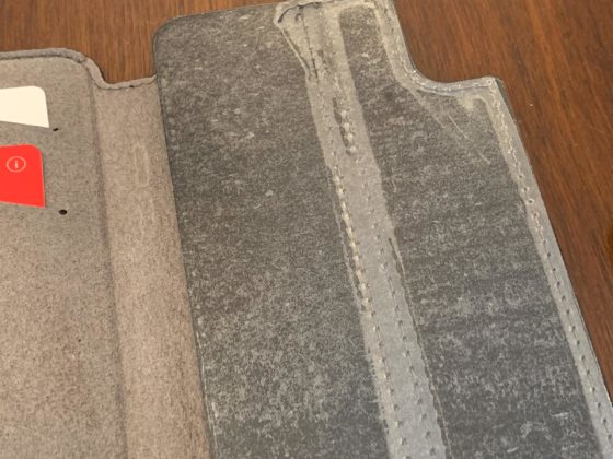 La superficie adesiva