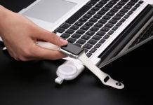 Con UGREEN potete caricare  wireless Apple Watch ovunque, su Amazon in offerta a 28 euro