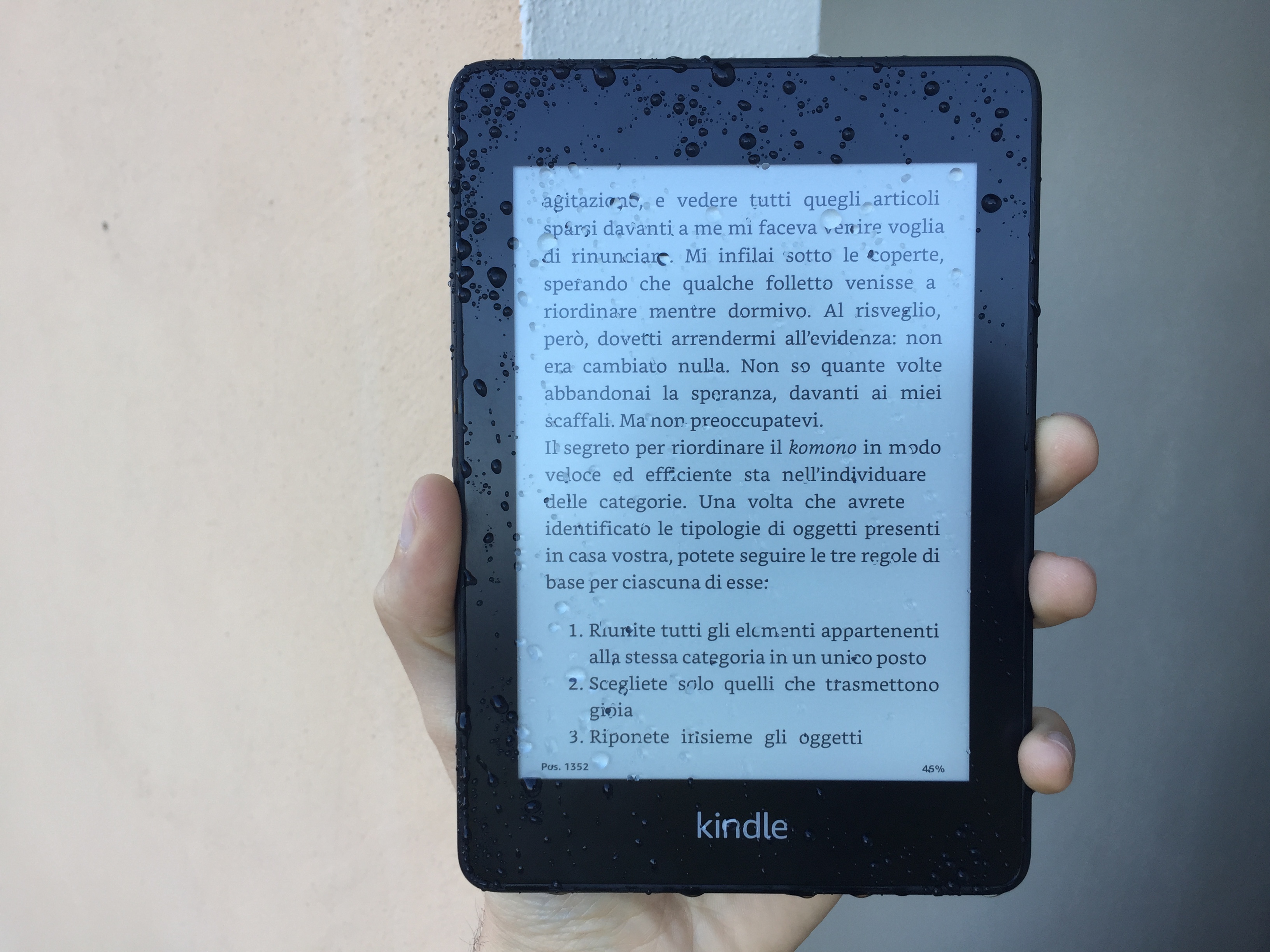 Kindle 2019: la recensione del nuovo ebook reader, acquistabile a 79  euro