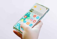 Apple e Google cancellano dallo store tre app per appuntamenti on line Telefono Android