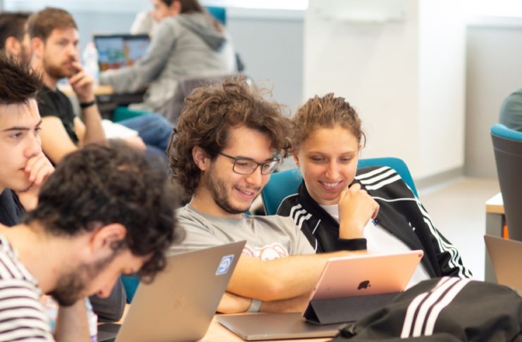 Apple Developer Academy di Napoli apre il bando di selezione per futuri sviluppatori