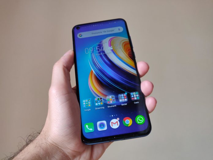 Recensione Honor View 20