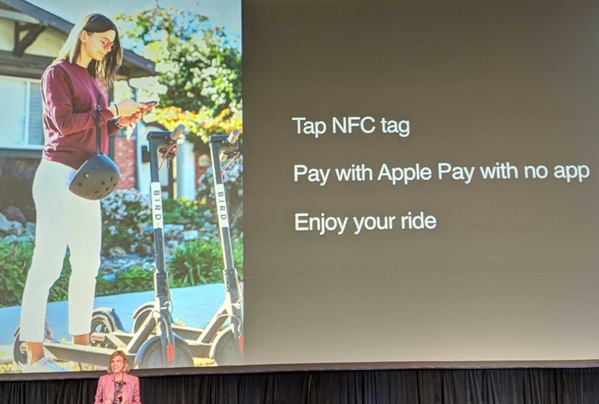 Apple annuncia i pagamenti Apple Pay da tag e adesivi NFC