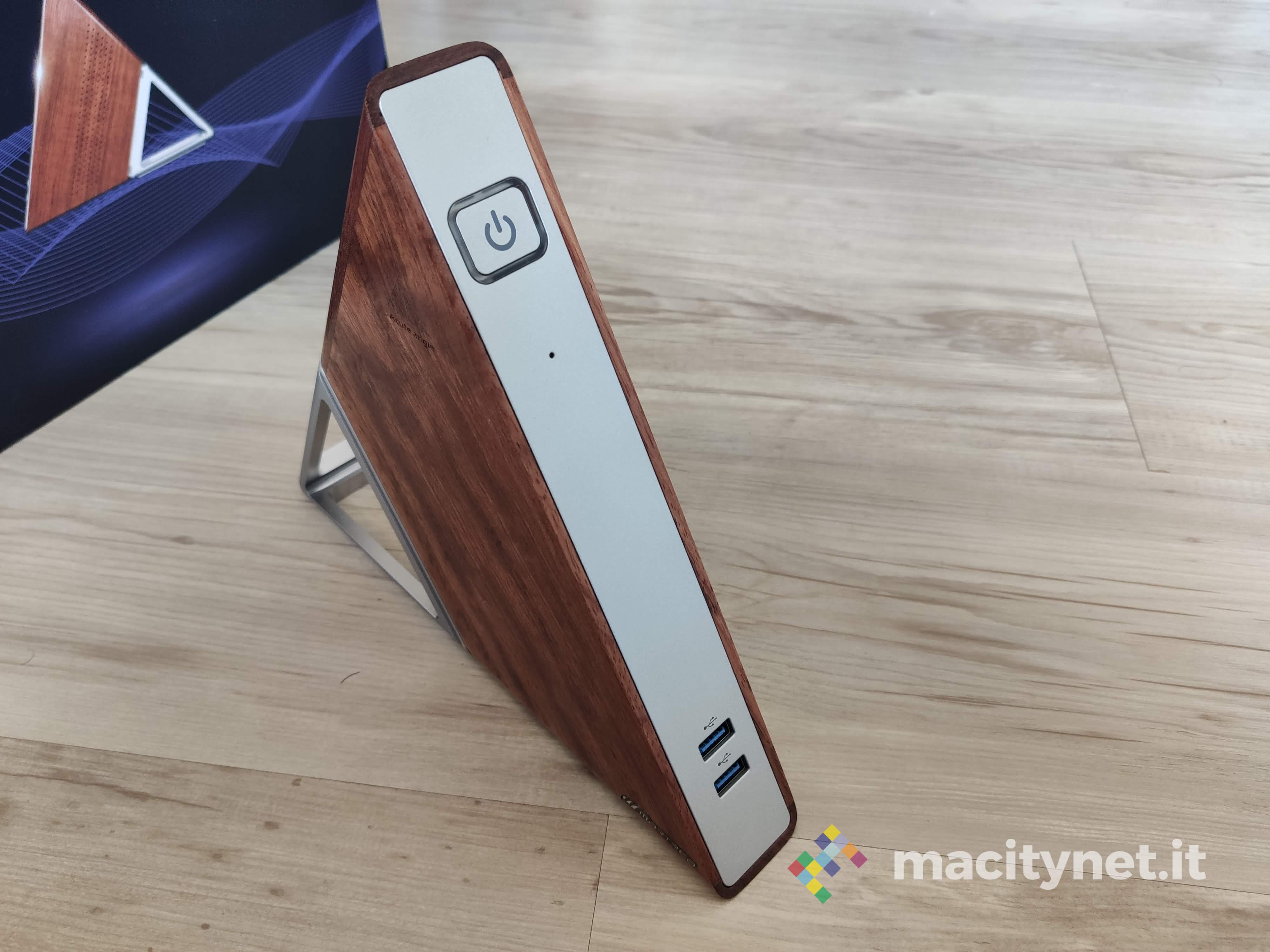 Recensione Acute Angle AA, il mini PC triangolare che vi arreda casa