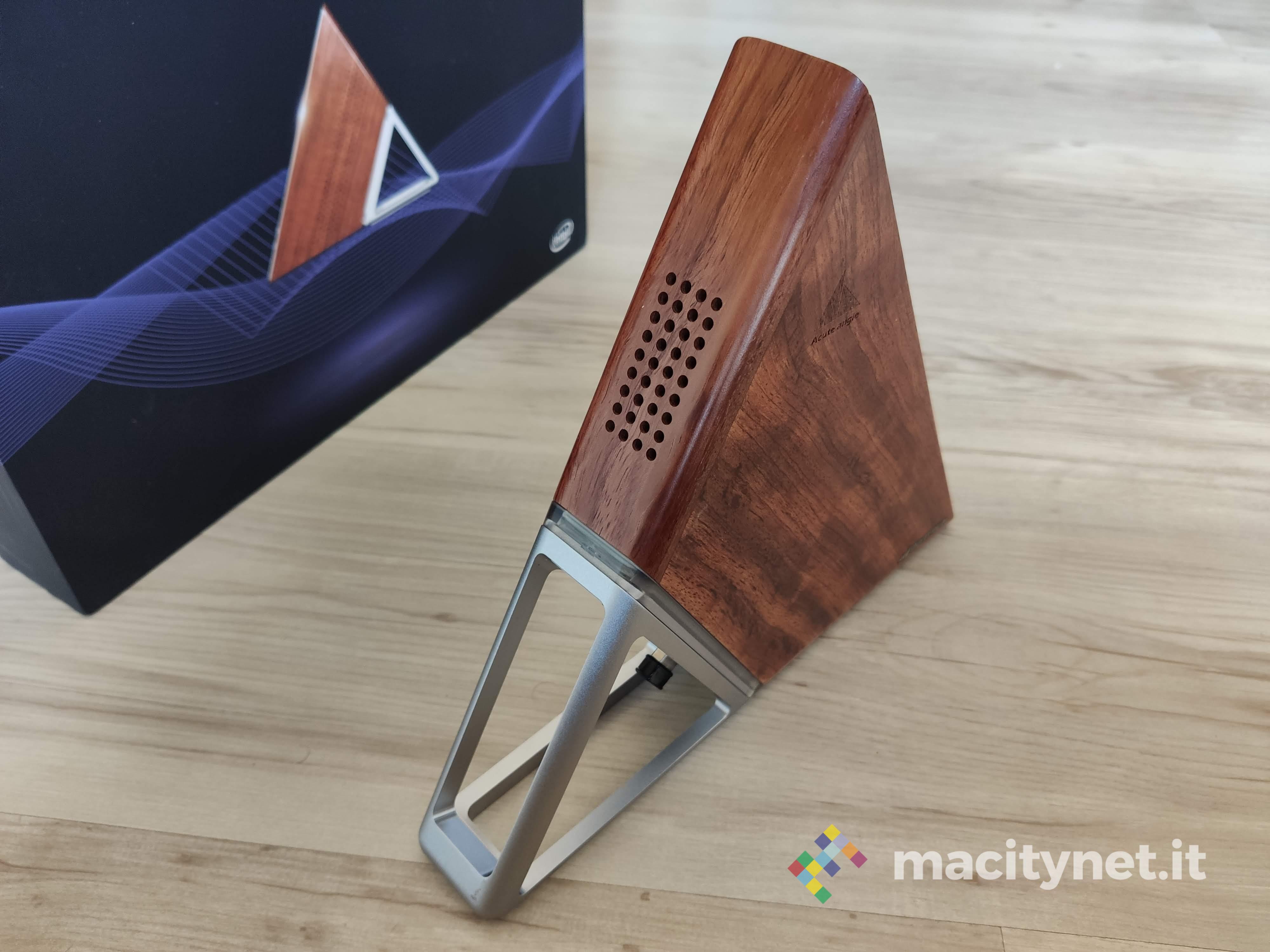 Recensione Acute Angle AA, il mini PC triangolare che vi arreda casa
