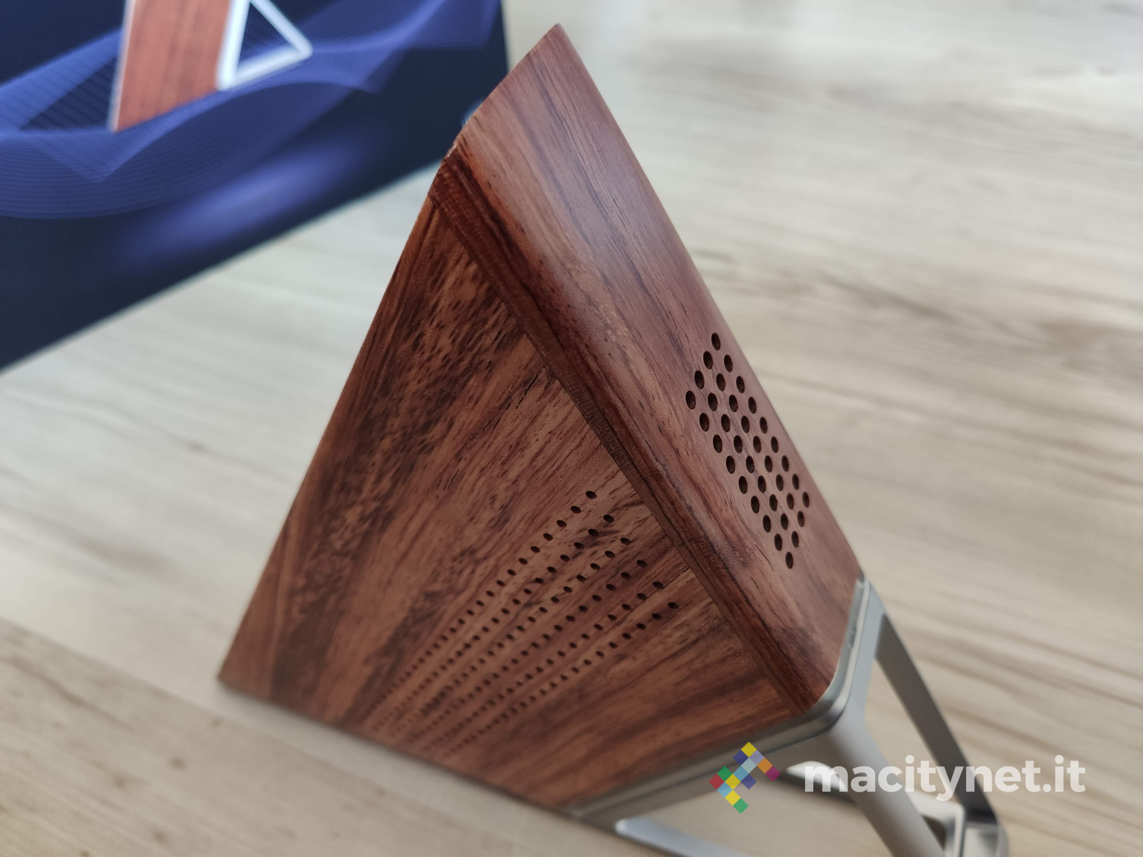 Recensione Acute Angle AA, il mini PC triangolare che vi arreda casa
