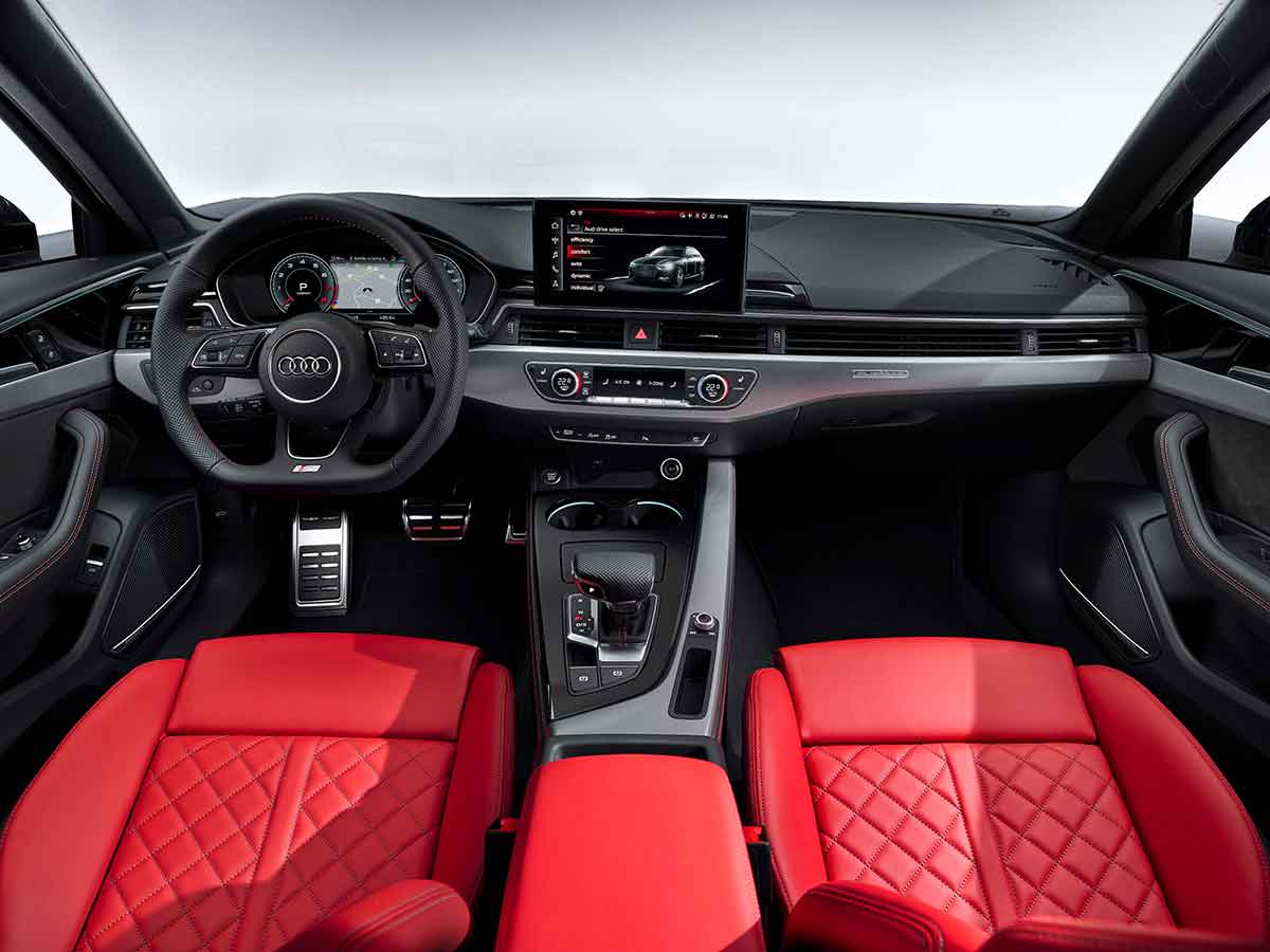 Audi A4, al via gli ordini per la nuova generazione digitalmente evoluta Audi A4, al via gli ordini per la nuova generazione digitalmente evoluta