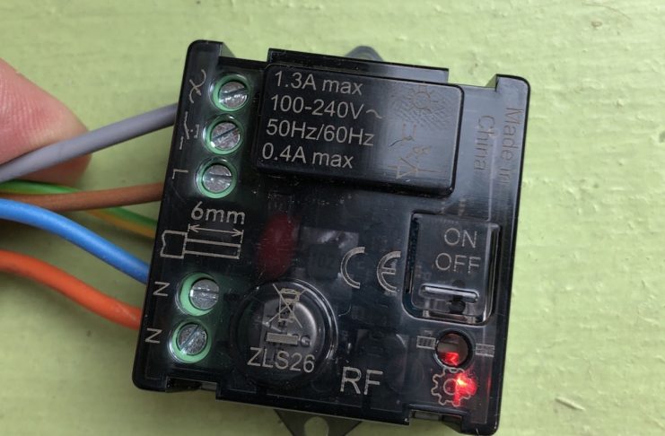 Recensione relè luci connesso BTicino BTI-3584C: domotica per tutti gli interruttori con Homekit e Google