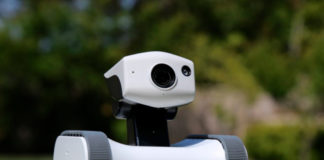 Recensione AppBot Riley, recensione del piccolo robot curioso di casa