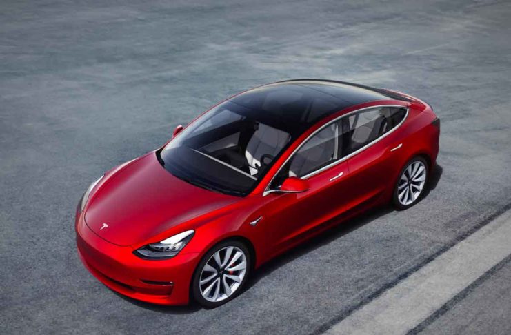 La Tesla Model 3 cinese parte da 42.600 euro