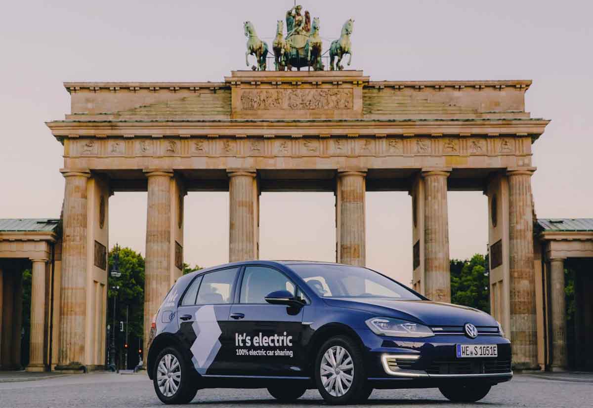 Volkswagen inaugura il car sharing elettrico WeShare a Berlino ...