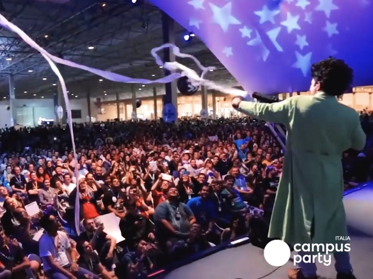 Dal 24 al 27 Luglio Campus Party a Fiera Rho: concentrazione di talenti all’evento su innovazione e creatività Dal 24 al 27 Luglio Campus Party a Fiera Rho: concentrazione di talenti all’evento su innovazione e creatività