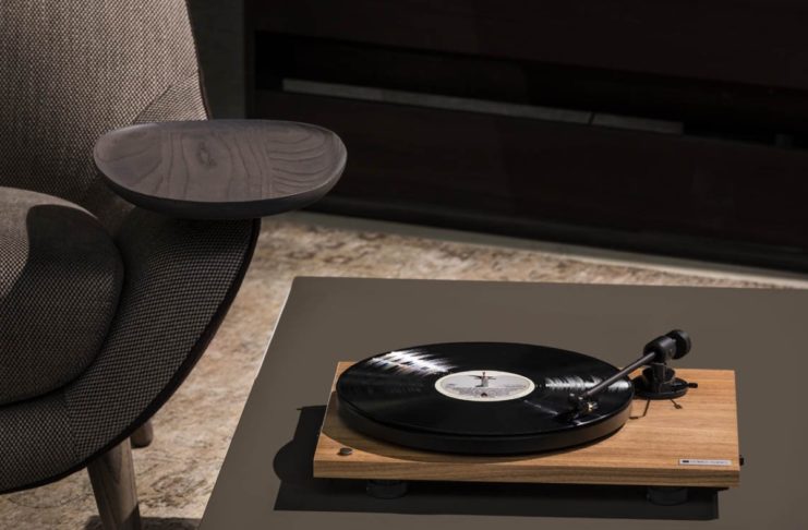 Como Audio Turntable BT, il giradischi wireless arriva in Italia