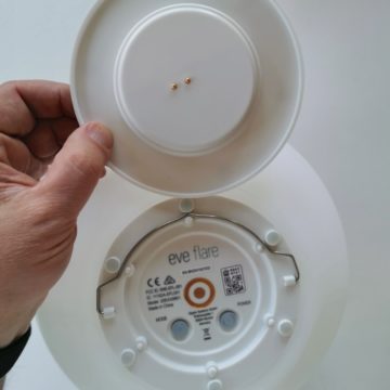 Recensione Eve Flare: la lampada HomeKit a batteria per portare la domotica anche in giardino