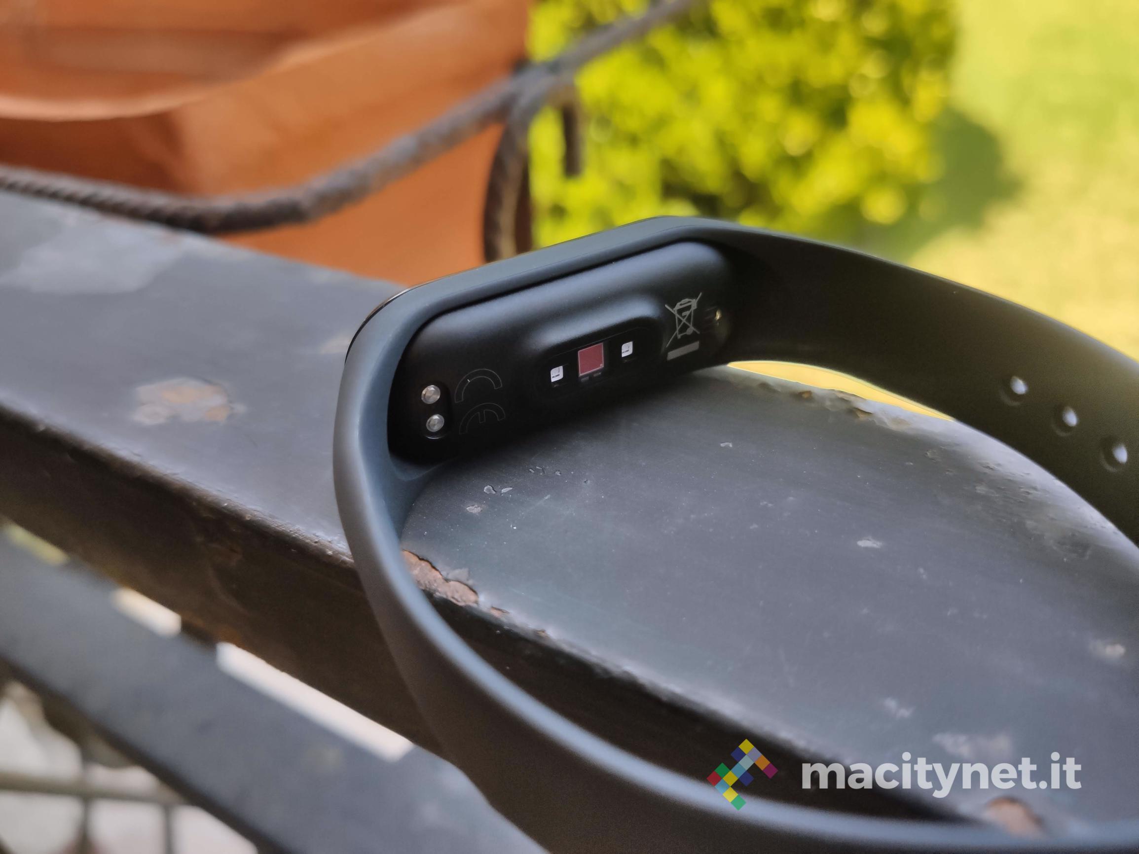 Recensione Xiaomi Mi Band 4, la regina è tornata Recensione Xiaomi Mi Band 4, la regina è tornata