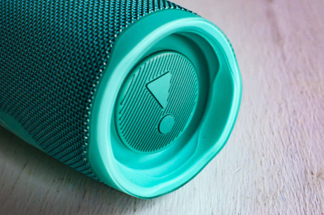 JBL Charge 4, recensione dello speaker Bluetooth senza paura