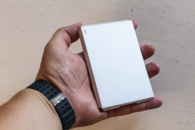 LaCie Mobile Drive 2019, la recensione del disco di design per Mac e Windows