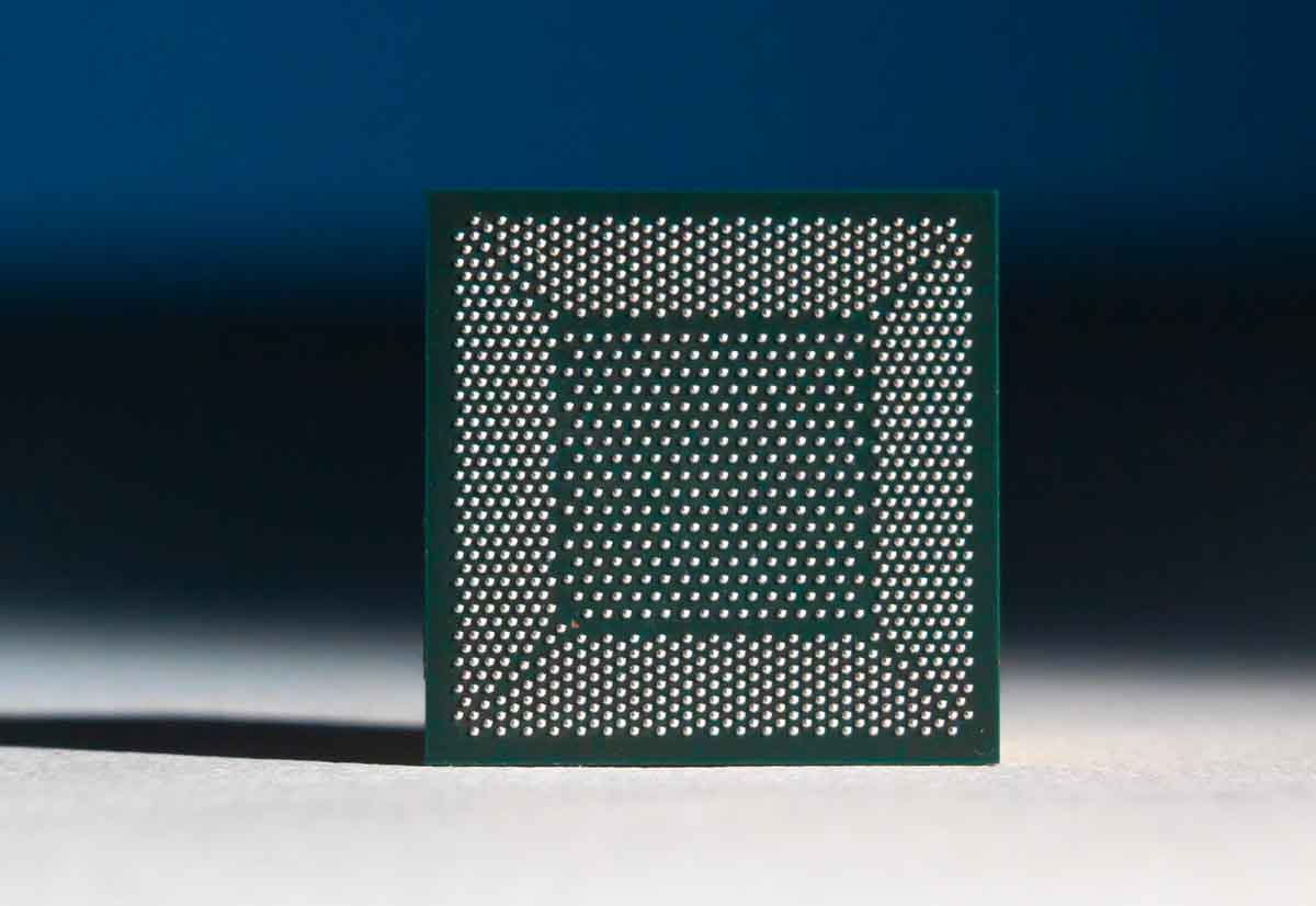 Pohoiki Beach di Intel è un sistema neuromorfico in grado di simulare 8 milioni di neuroni