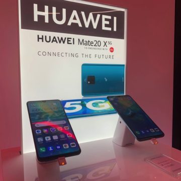 Huawei Mate 20 X 5G visto da vicino: i dettagli di un gigante per il 5G