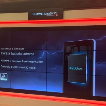 Huawei Mate 20 X 5G in Italia: velocità inaudita, raffreddamento a camera di vapore e schermo 7.2″