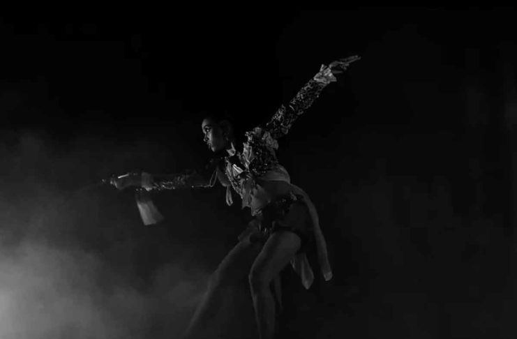 La magia degli spettacoli dal vivo nei nuovi spot della serie “Scattato con iPhone”