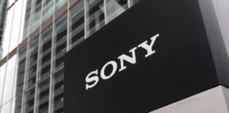 Sony lavora a uno smartphone con schermo arrotolatile