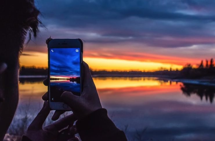 Le migliori app per foto perfette dei tramonti estivi