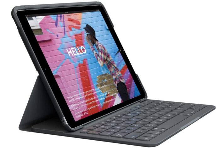 Logitech Slim Folio custodia e tastiera per iPad: sconto del 45% su Amazon