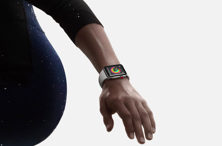 Apple sostituisce gratuitamaente lo schermo danneggiato di alcuni Apple Watch Series 2 e Series 3