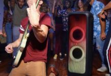 JBL Partybox 1000: lo speaker che riempe di musica e illumina le feste