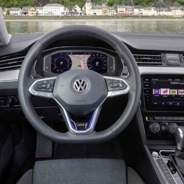 Nuova Passat GTE, ora con più autonomia elettrica