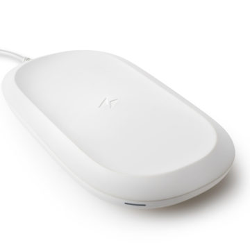 SanDisk iXpand Wireless Charger ricarica iPhone e fa il backup tutto in uno