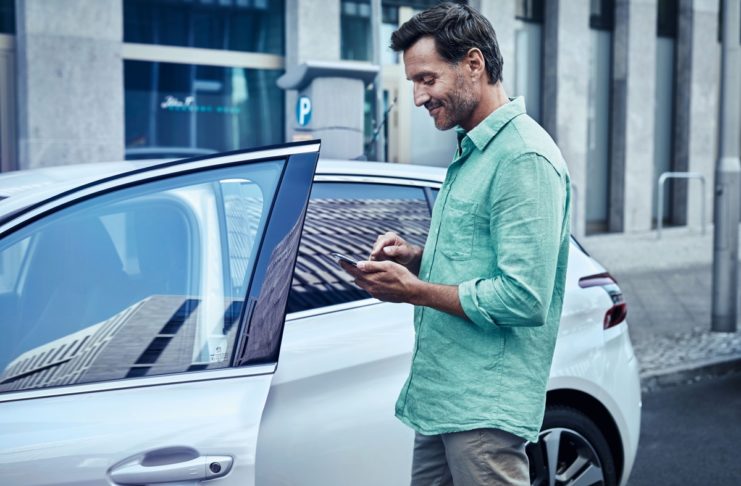 Share Now lancia il progetto pilota di carsharing a lungo termine