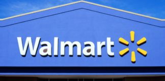 Pannelli solari prendono fuoco nei negozi, Walmart denuncia Tesla