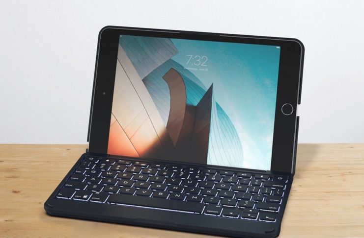 Zagg Folio per iPad mini 5 offre una tastiera colorata con super autonomia