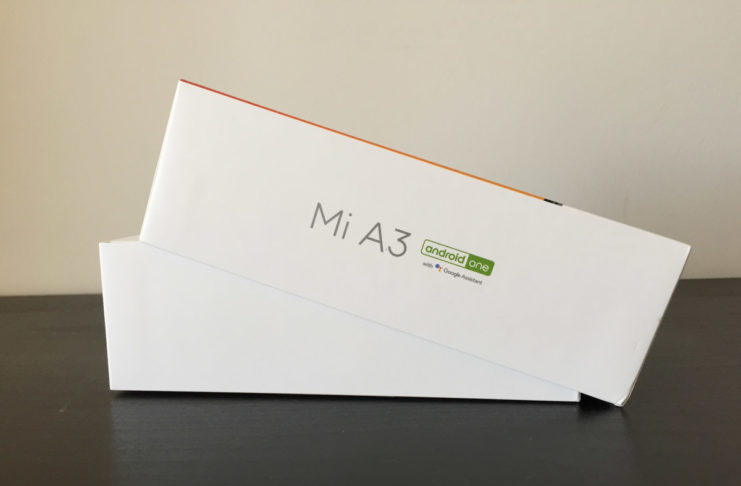 Unboxing Xiaomi Mi A3, primo contatto con il miglior Android One del momento