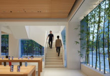 Apple riapre decine di negozi in USA e Canada Il più grande negozio Apple in Giappone aprirà sabato a Tokyo