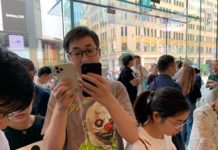 Febbre cinese per i nuovi iPhone 11:  la nostra galleria da Apple Store Pechino