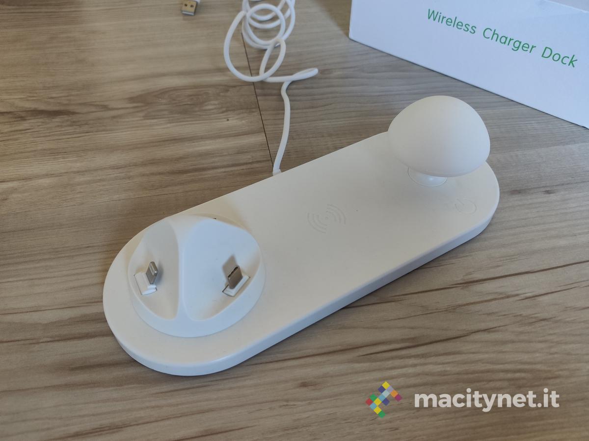 In prova la dock di ricarica con lampada notturna