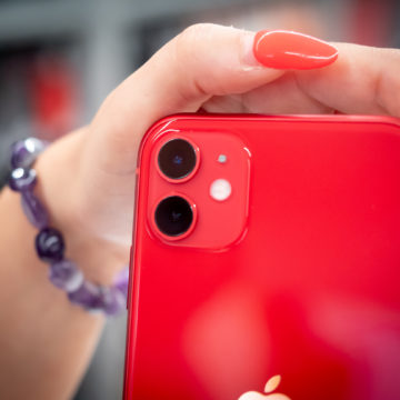 Unboxing e maxi confronto di iPhone 11 [Red], iPhone 11 Pro e Max italiani