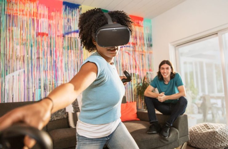 Facebook potenzia il visore di realtà virtuale Oculus Quest con Oculus Link